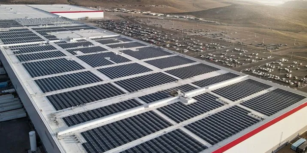 Elon Musk batarya işine giriyor!