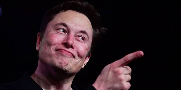 Elon Musk dediğini yaptı, Tesla'nın hisselerini satmaya başladı