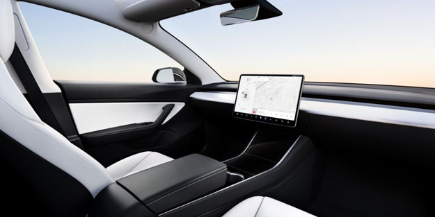 Elon Musk kararlı! Tesla Robotaksi geliyor