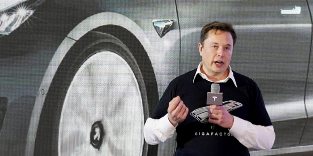 Elon Musk Tesla'yı satmak istemiş! Dev şirket görüşmeyi bile kabul etmedi