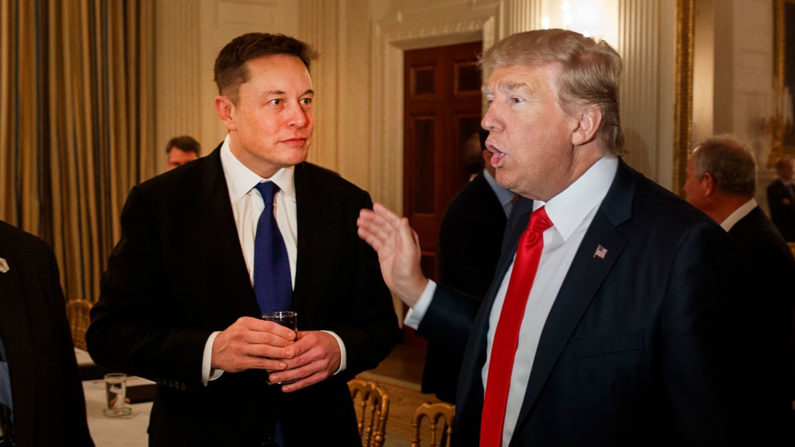 Elon Musk, Trump’ın teklifini kabul etti!