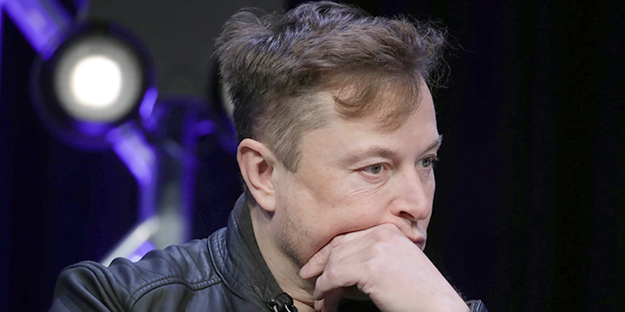 Elon Musk, Twitter yerine bakın kaç futbol kulübü alabilirdi!