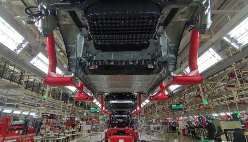 Elon Musk’tan şaşırtan bir karar daha!