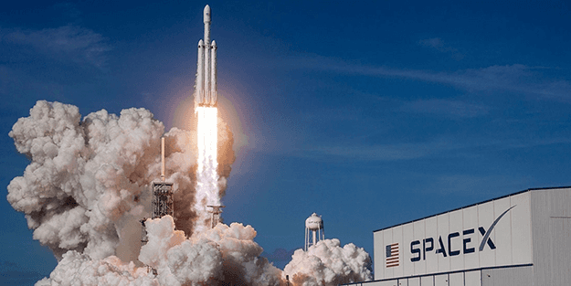 Elon Musk'tan SpaceX alarmı! “İflas edebiliriz”