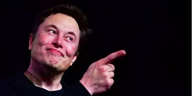 Elon Musk'tan üniversite öğrencisine 5 bin dolar teklif
