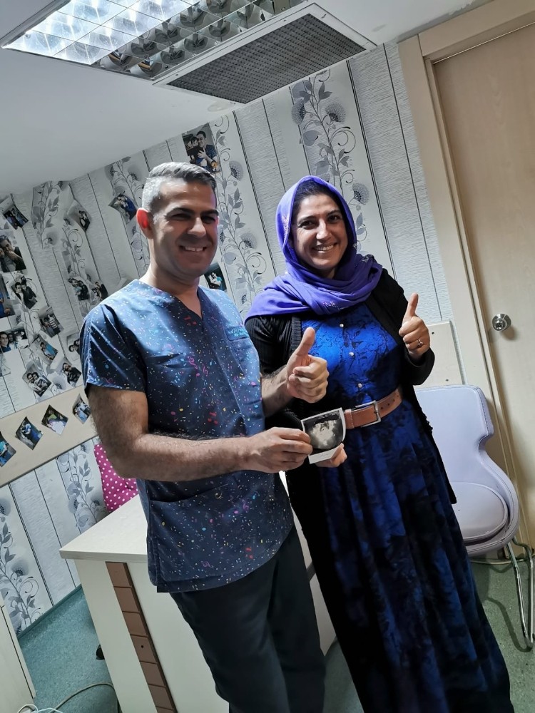 Eltilerin çocuk özlemi, aynı doktorda gördükleri tedavi ile sona erdi 