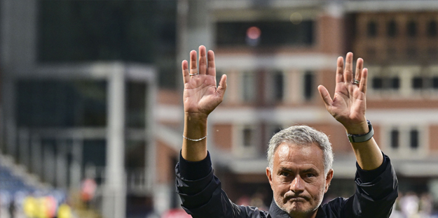 Elveda Jose Mourinho! ‘Fenerbahçe dikkat’ diyerek resmen dillendirdiler: Tam da derbi öncesi…