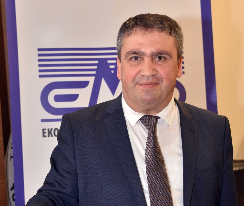 EMD İzmir’den basın mensuplarına sağlık paketi 