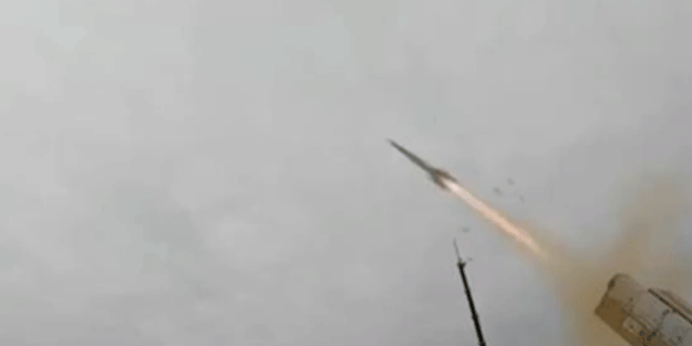 Emekli albay 'hayırlı olsun' diyerek Türkiye'ye ilan etti: Bir bilgi aldım, Siper füzesini satmışız