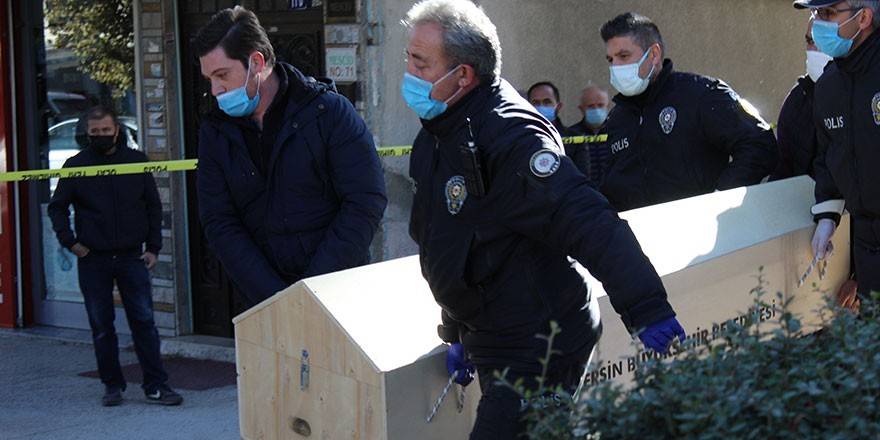 Emekli astsubay eşini vurup intihar etti