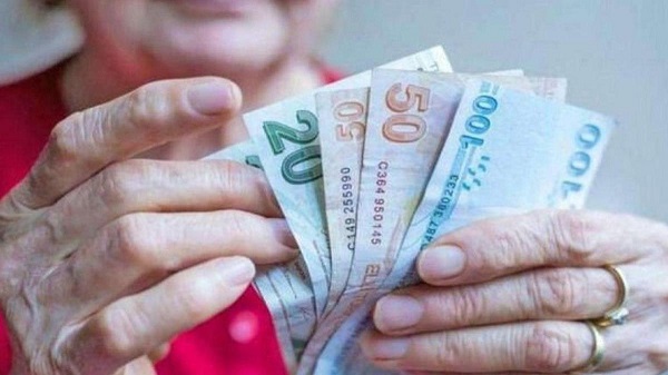 Emekli bayram ikramiyesi belli oldu mu? Emekli bayram ikramiyesi 2022 ne kadar?