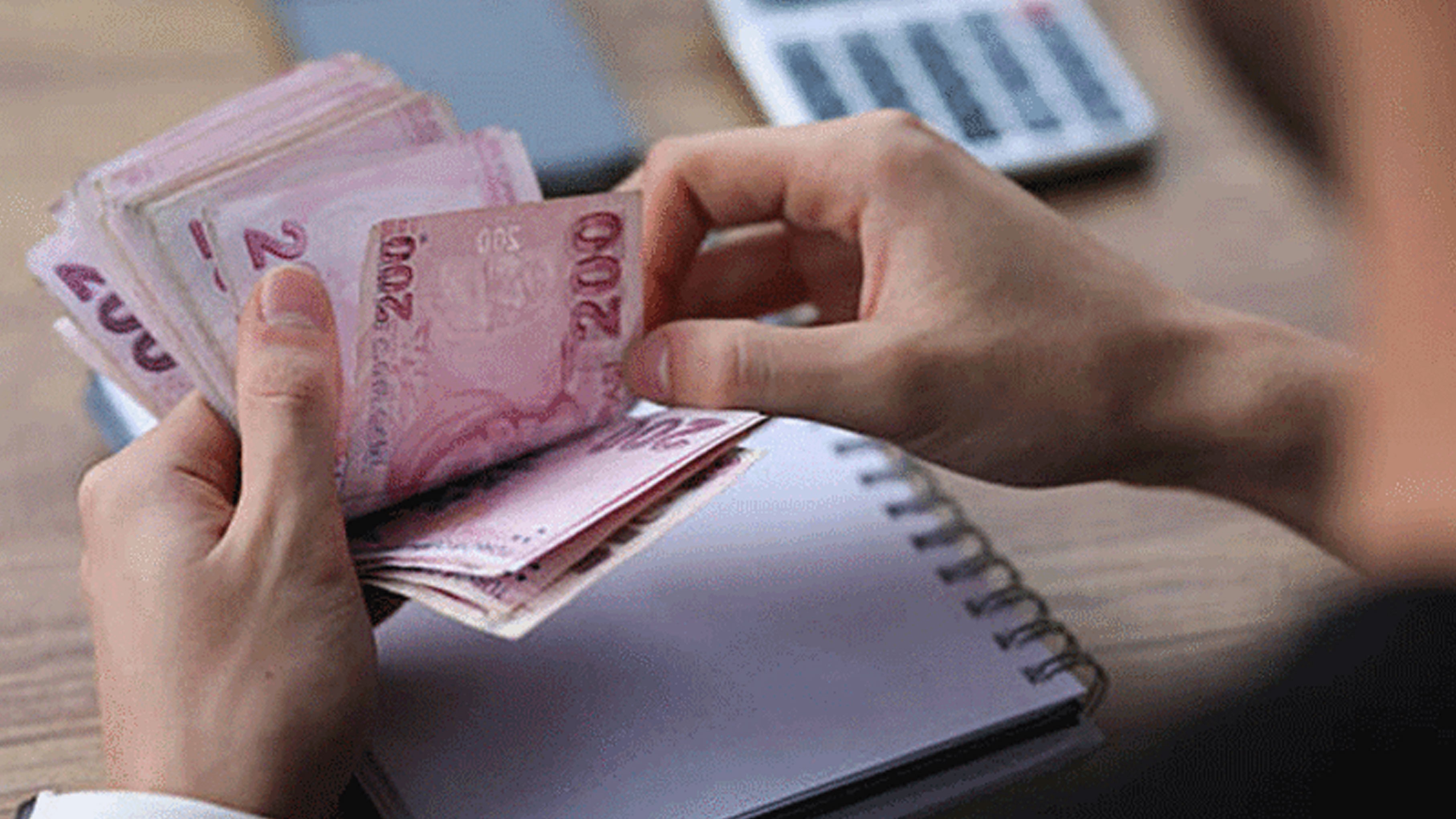 Emekli bayram ikramiyesi için ödeme tarihleri açıklandı