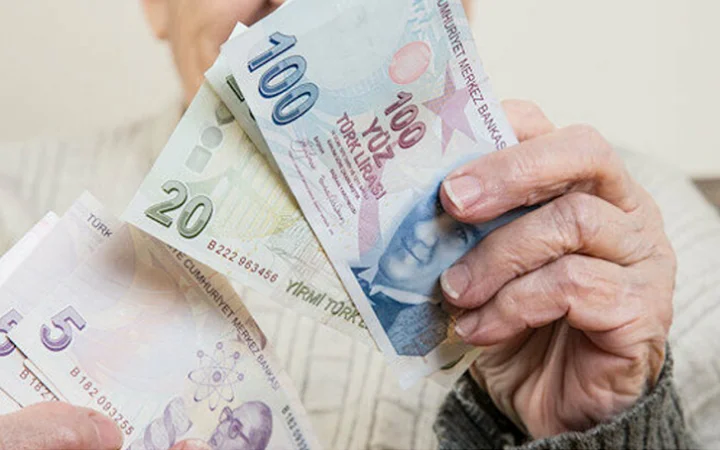 Emekli bayram ikramiyesi için rakamı açıkladılar