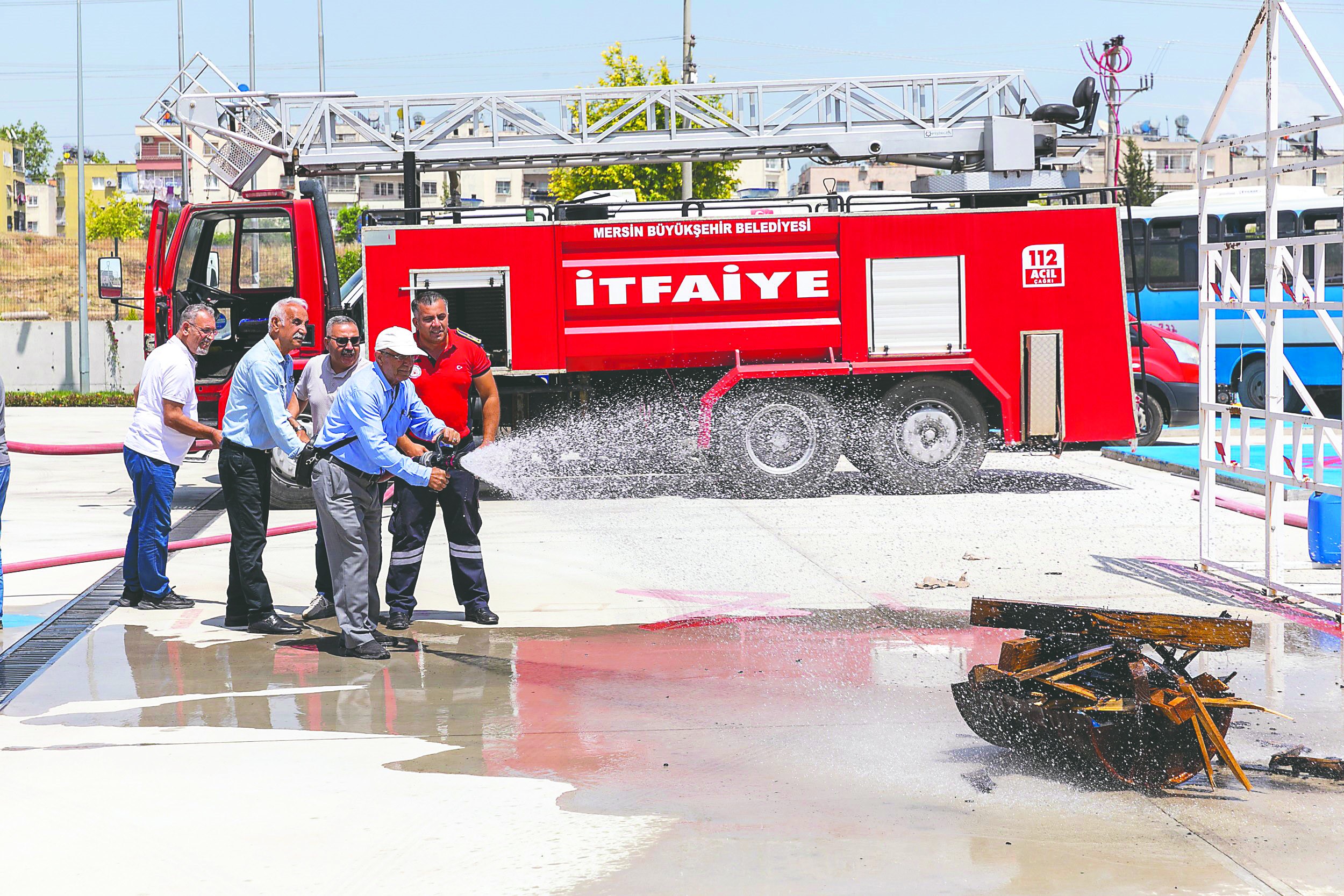 Emekli Evi üyelerine yangın eğitimi