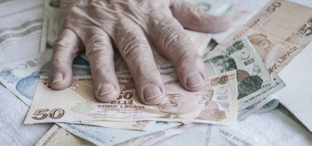 Emekli maaşları ne zaman yatacak? Zamlı emekli SSK Bağ-Kur maaşları hangi gün yatacak?
