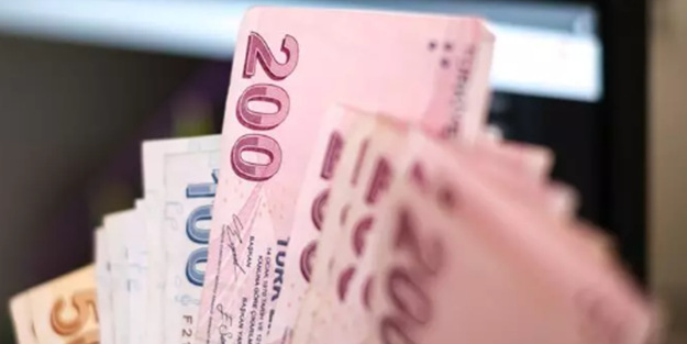 Emekli maaşlarına bir zam daha! Ünlü ekonomist tarih vererek duyurdu