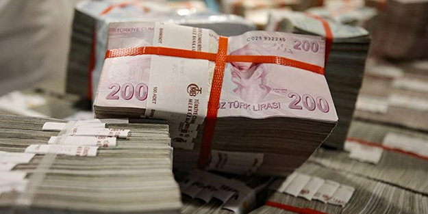 Emekli maaşlarına ek zam! Resmen kabul edildi