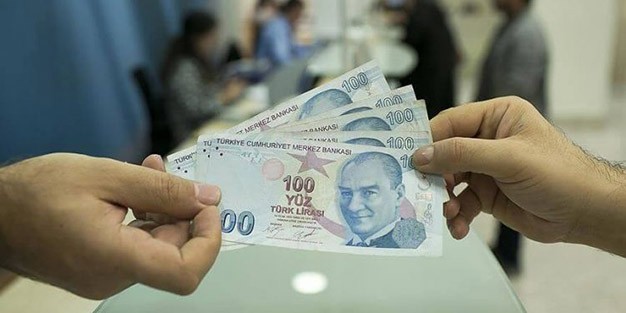 Emekli memurlar ne zaman maaş alır? | Ücretli öğretmen maaşları ne zaman yatar?