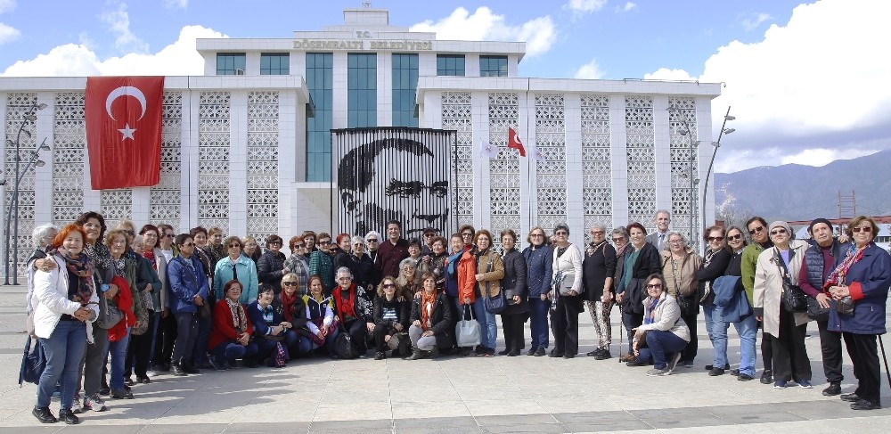 Emekli öğretmenler Döşemealtı’na gezi düzenledi 