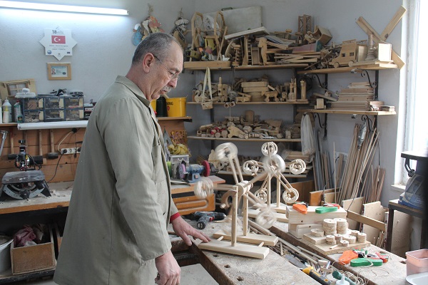 Emekli olunca başladı seri üretime geçti