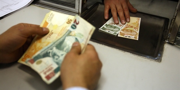 Emekli ve memura bayram müjdesi! Beklenen açıklama geldi