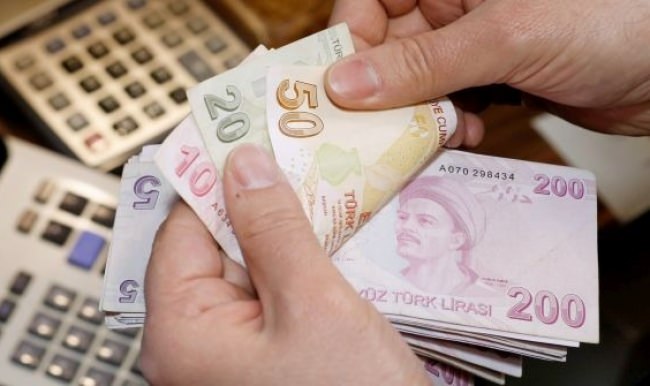 Emekliler yeni zamlarına kavuşuyor
