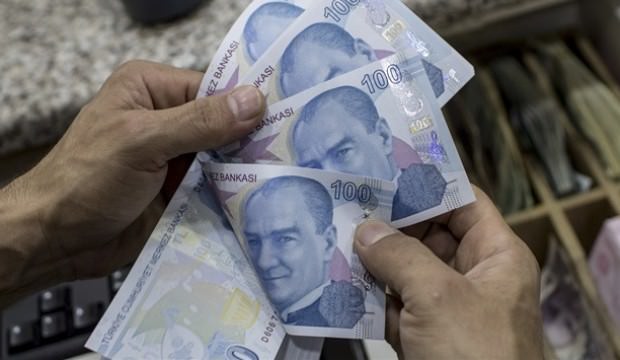 Emeklilere eşit aylık geliyor!