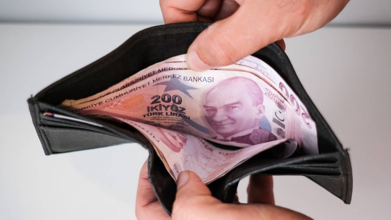 Emeklilere seyyanen zam haberini verdi! “Yeni maaşlar bu olacak”