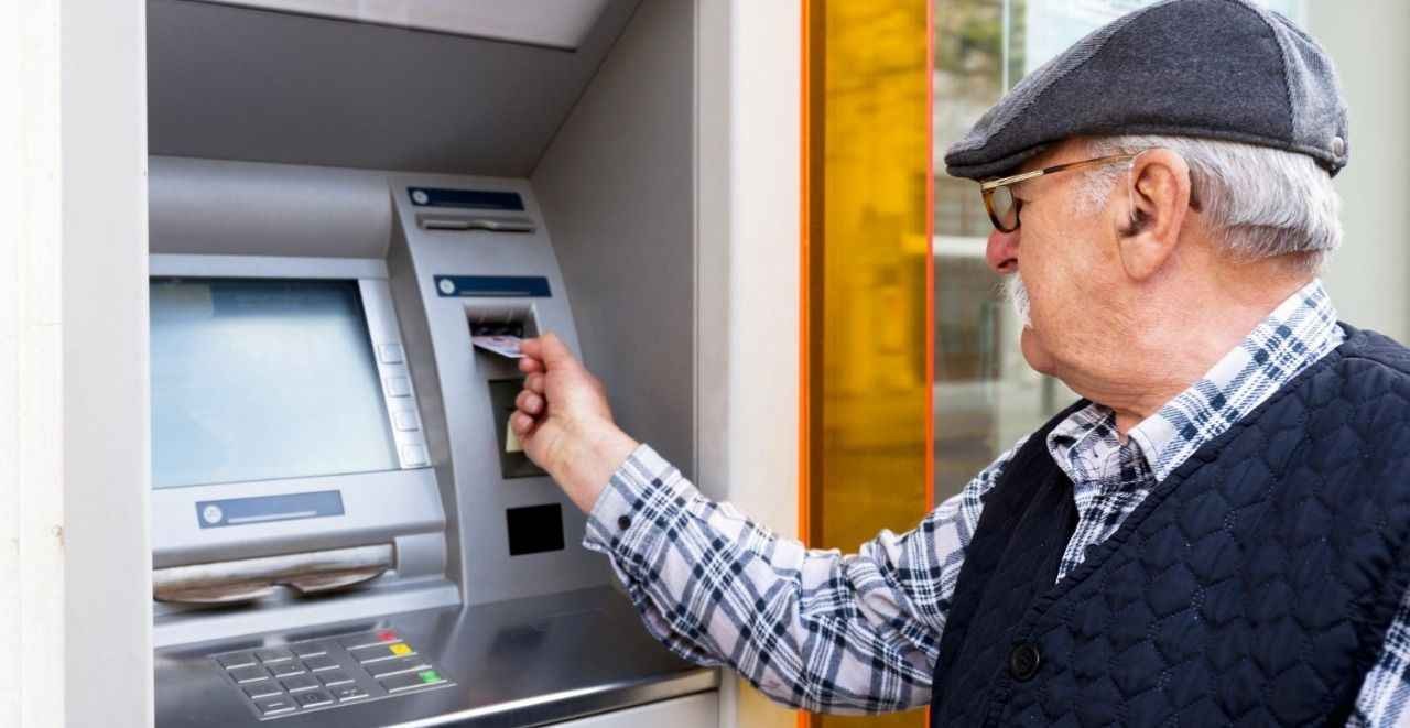 Emeklinin bayram ikramiyesi o rakama çıkıyor! Flaş gelişmeyi o isim açıkladı