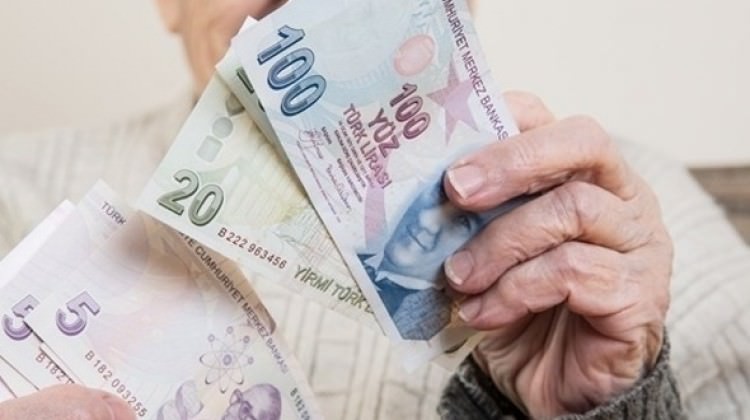 Emekliye 2 bin lira ikramiye!