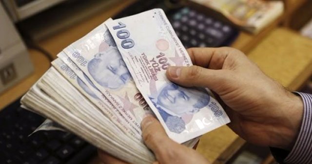 Emekliye 900 TL'lik müjde