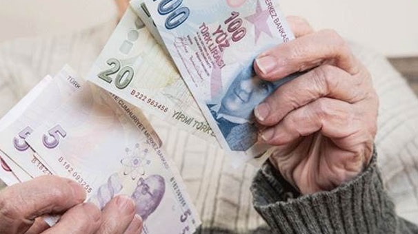 Emekli vatandaşa bayram müjdesi