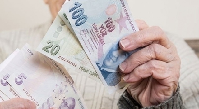 Emekliye maaş ödemesi başladı