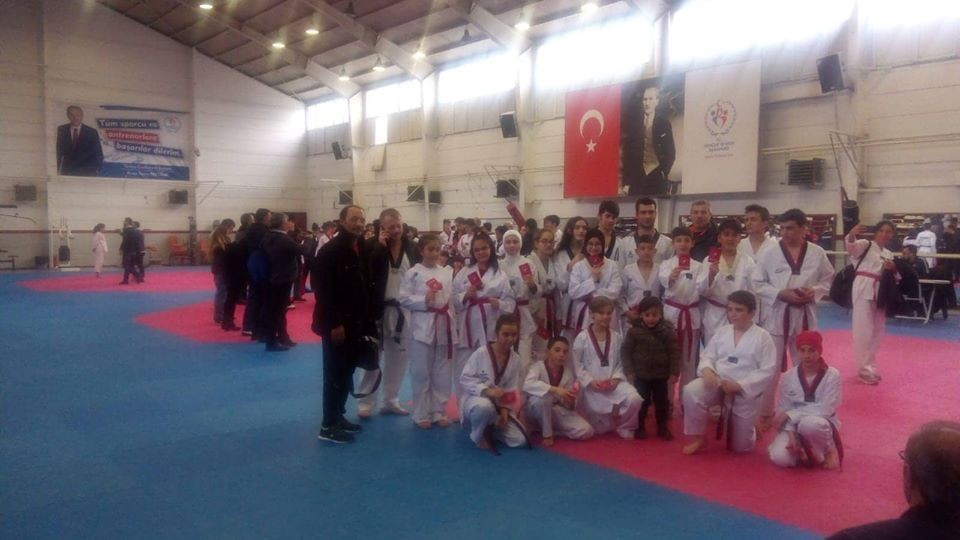 Emetborspor’un Taekwondo başarısı 