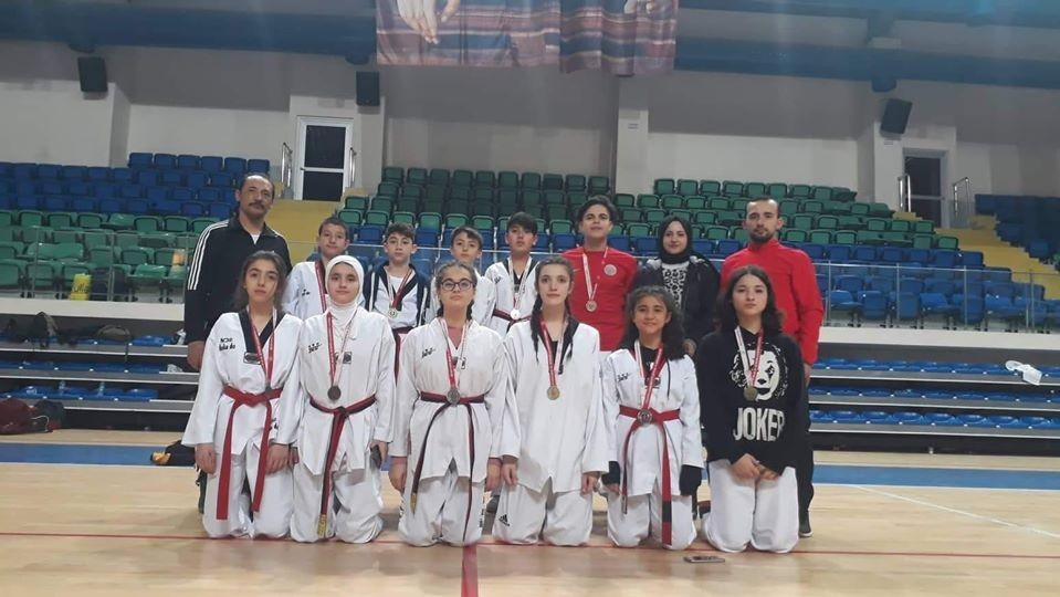 Emetli sporcuların başarısı 