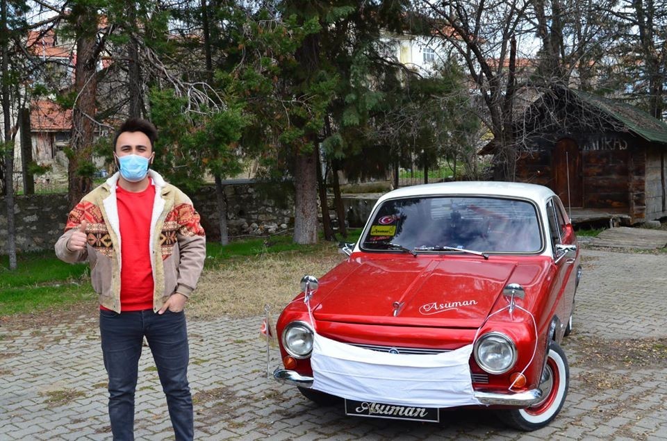 Emetli yerel sanatçının Korana virüs’e dikkat çekmek için paylaştığı fotoğraf ilgi görüyor 