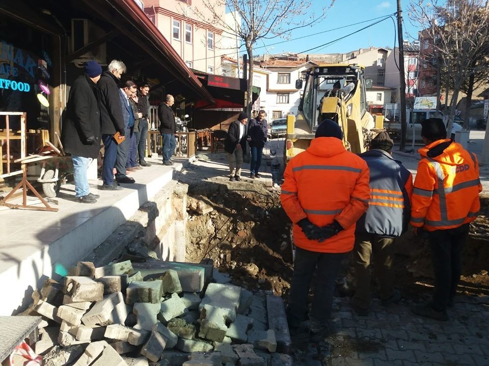 Emet’te 100 yıllık kanal hattında güçlendirme çalışmaları 