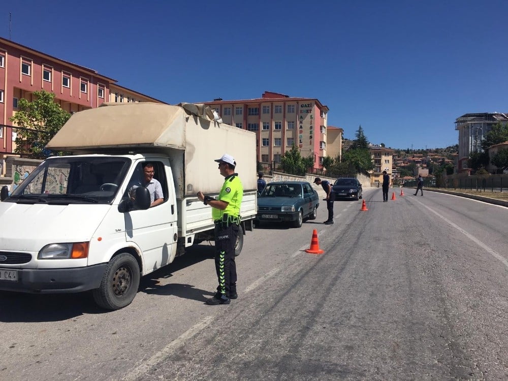 Emet’te asayiş ve trafik uygulaması 