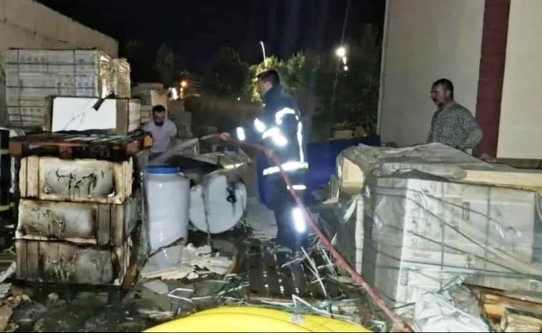 Emet'te depo yangını