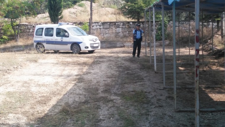 Emet’te hayvan pazarı kapatıldı 