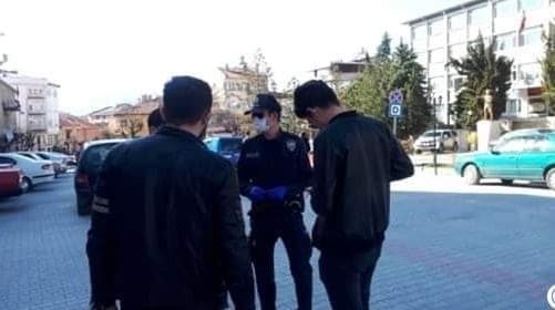 Emet’te maske kullanmayan 12 kişiye 4 bin 704 TL para cezası 