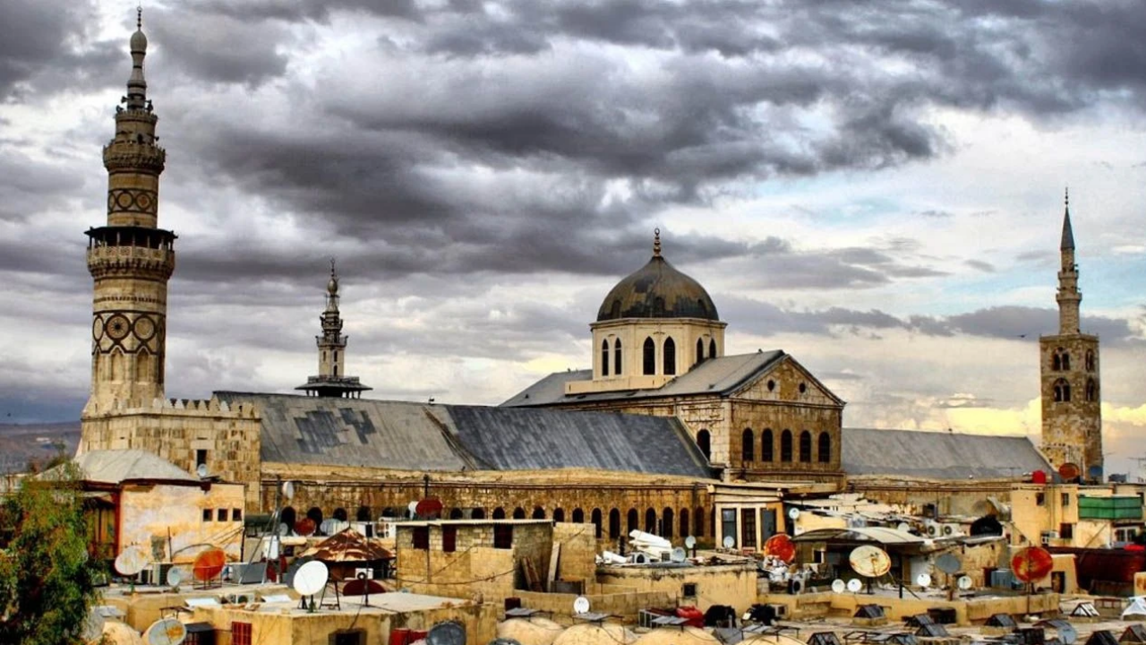 Emevi Camii'nde Gaziantep detayı