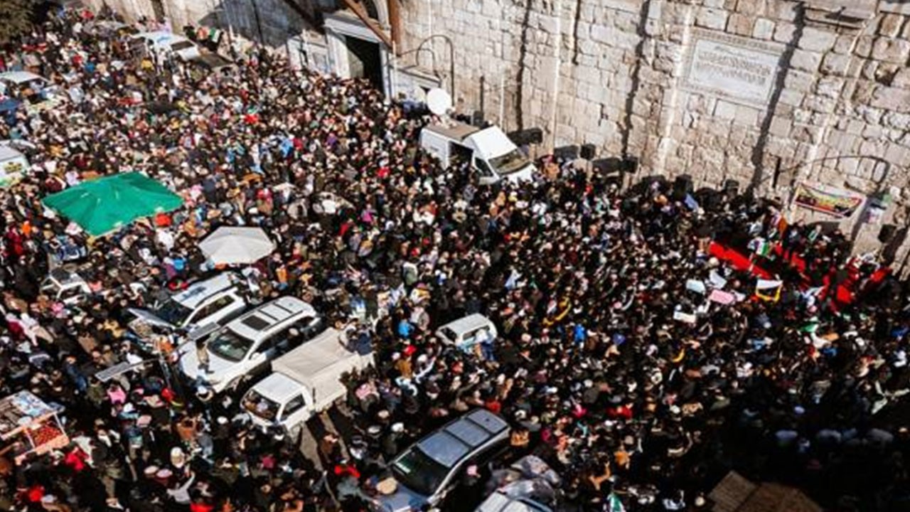 Emevi Camii’nde herkesi yıkan gelişme! Ölü ve yaralılar var