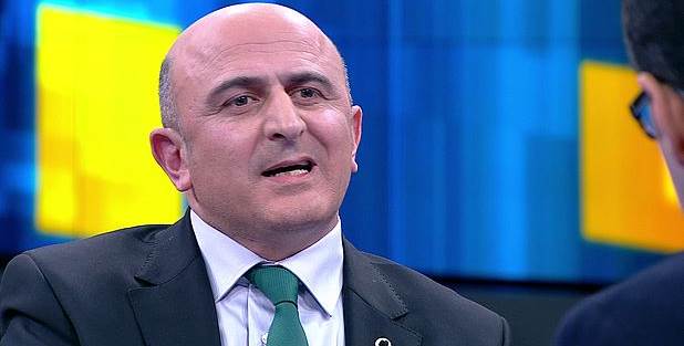 Eminağaoğlu, başörtüsüne iptal davası açtı