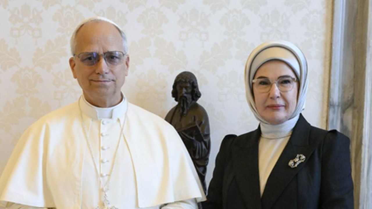 Emine Erdoğan, Papa 14. Leo ile görüştü