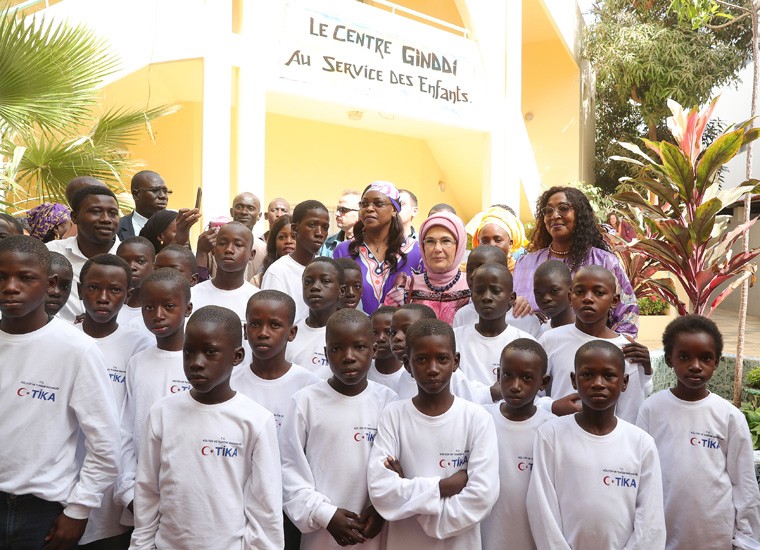 Emine Erdoğan Senegal’de rehabilitasyon merkezinin açılışını yaptı 