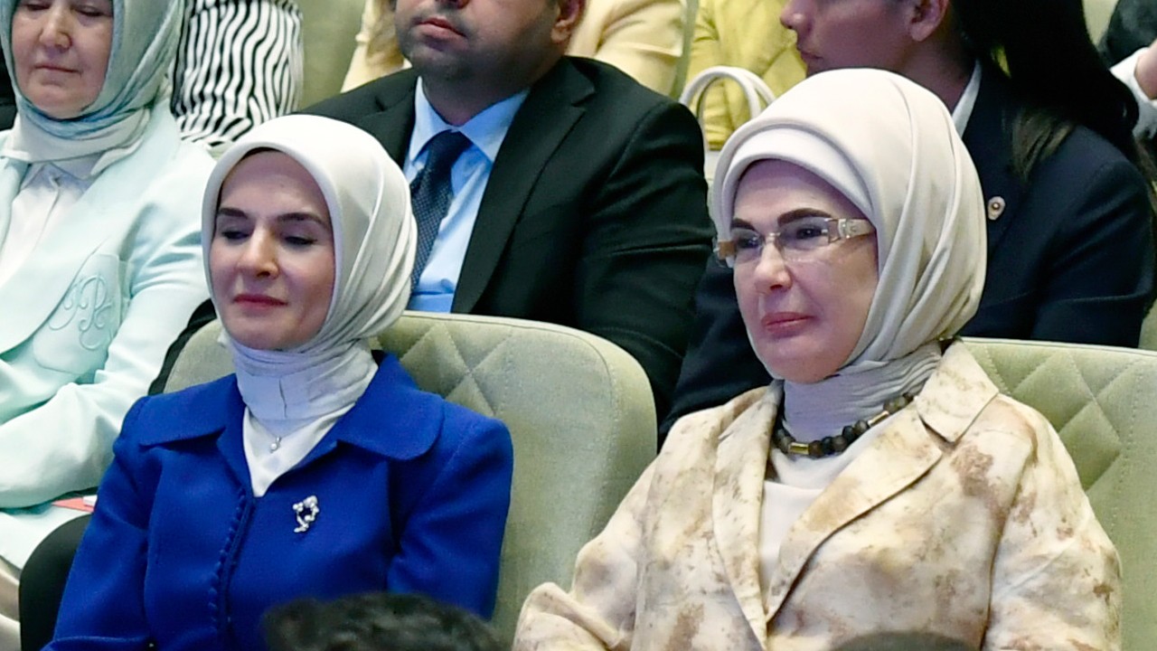 Emine Erdoğan: Şunu hiç unutmamalıyız ki dünyanın bütün çocukları, insanlık ailesinin öz evlatlarıdır