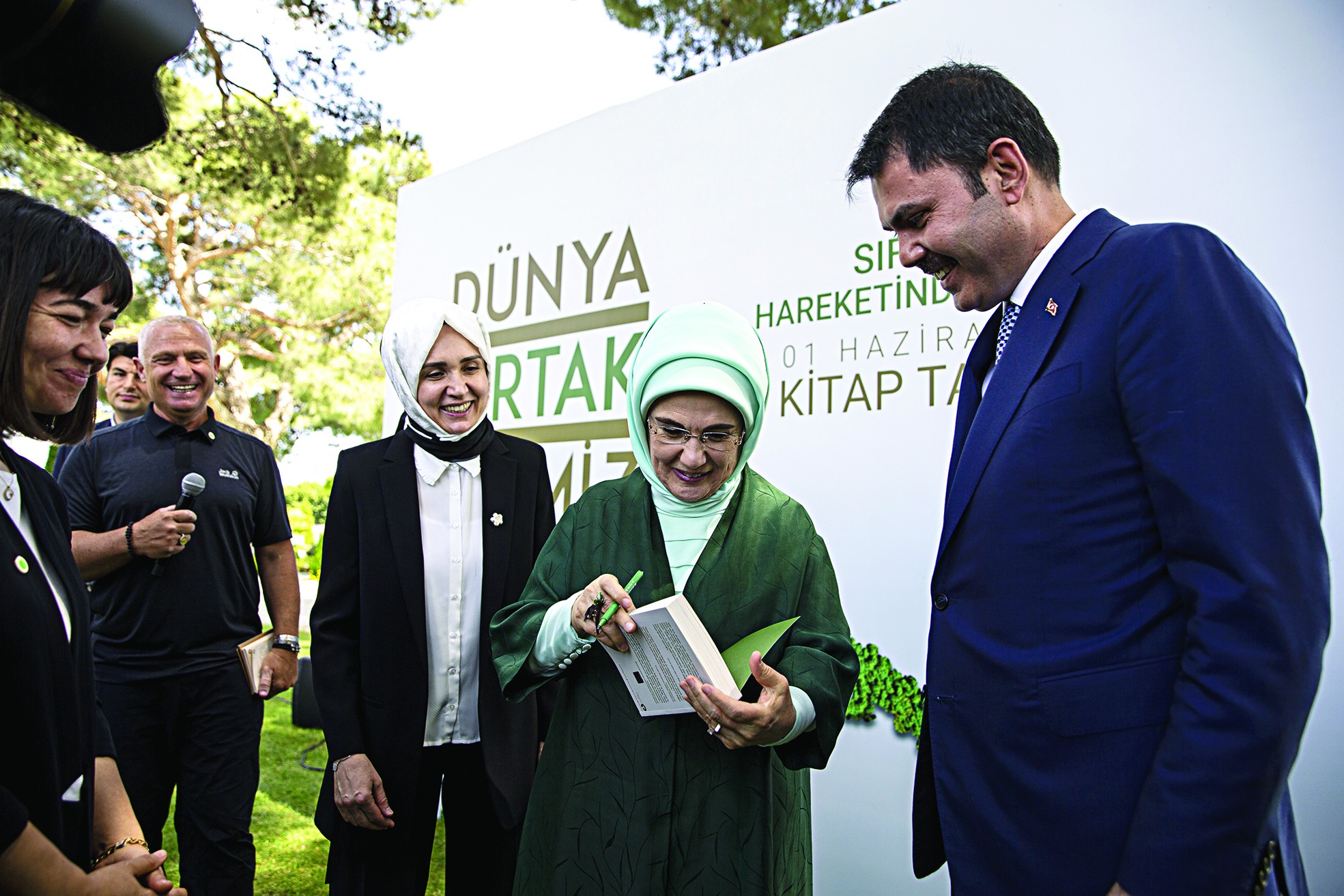 Emine Erdoğan’dan çevreci gençlere tam destek