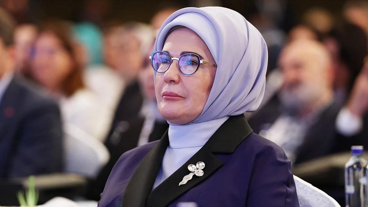 Emine Erdoğan'dan Marmara Denizi'nde başlatılan pina midyeleri ve deniz çayırları projesine ilişkin paylaşım