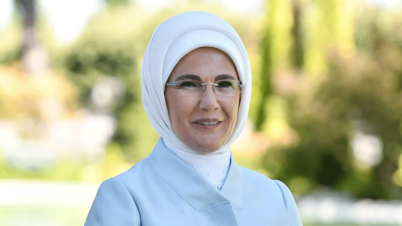 Emine Erdoğan'dan Sırbistan ve Arnavutluk paylaşımı